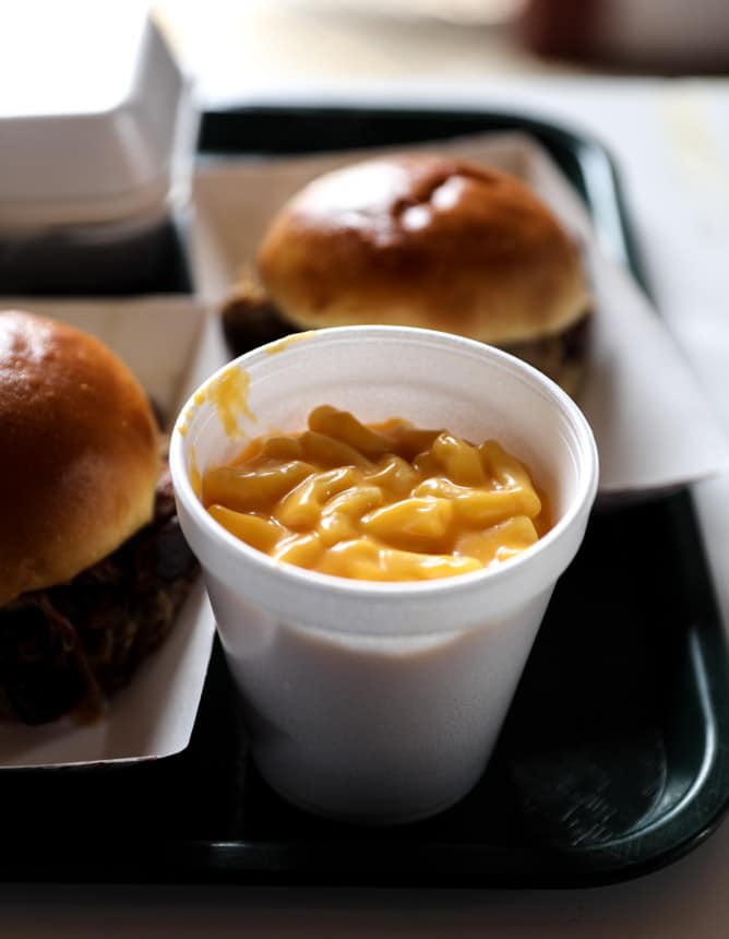 apple picking I howsweeteats.com