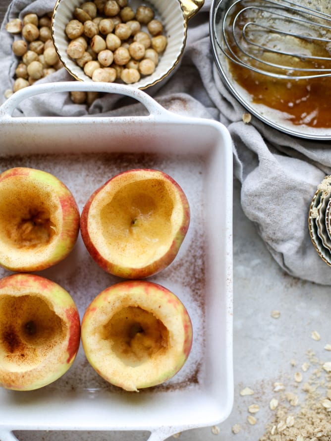 oatmeal baked apples with maple brown butter I howsweeteats.com