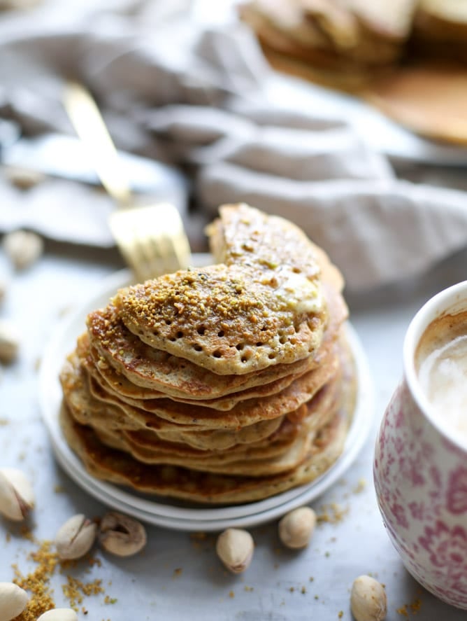 pistachio pancakes with pistachio butter I howsweeteats.com
