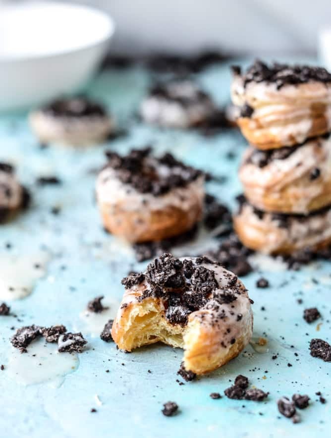 cookies & cream puff pastry doughnuts by @howsweeteats I howsweeteats.com