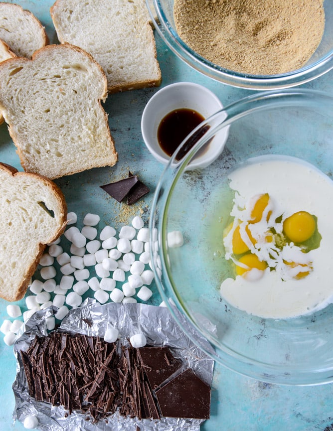 s'mores french toast I howsweeteats.com