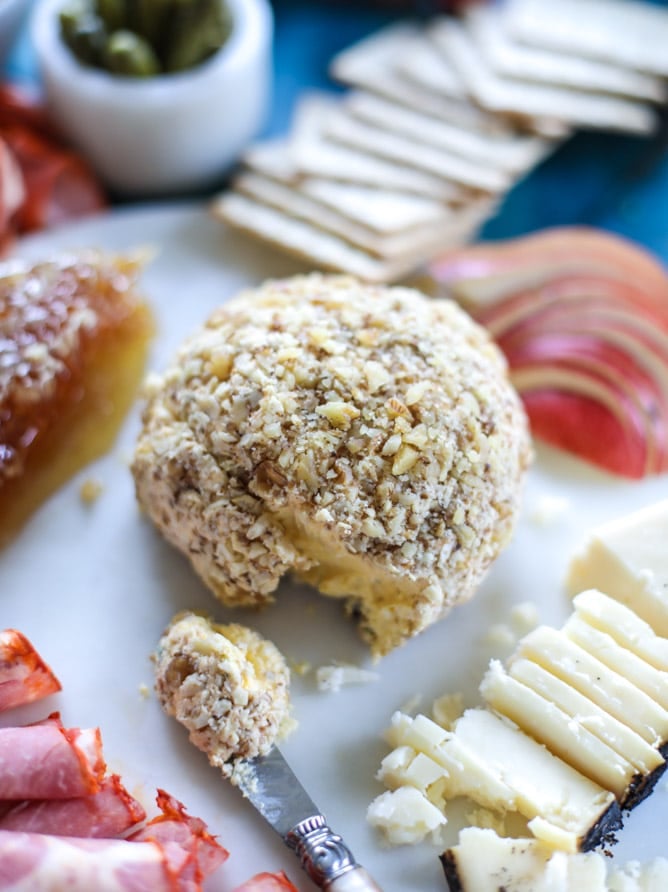 butternut squash cheeseball and a thanksgiving cheese board I howsweeteats.com
