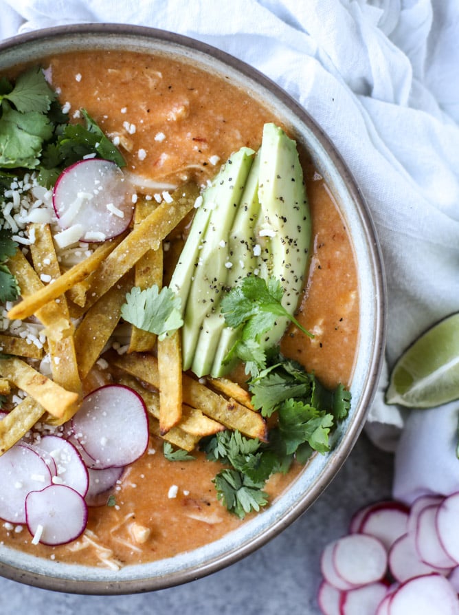 cheesy turkey (or chicken!!) tortilla soup with crispy tortilla strips I howsweeteats.com