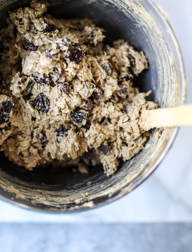 bourbon soaked cherry oatmeal chocolate chip cookies I howsweeteats.com