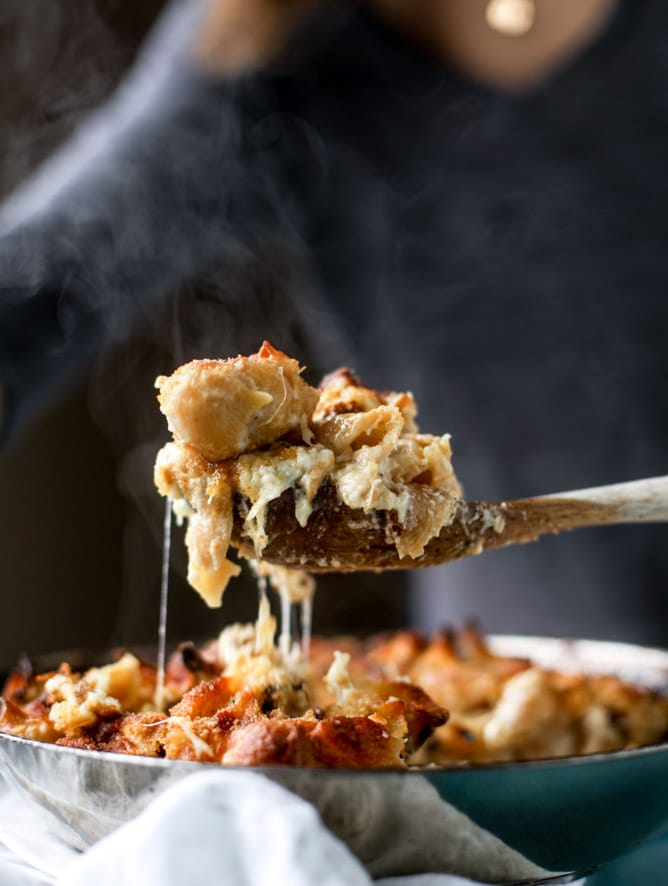 roasted cauliflower shells and cheese I howsweeteats.com