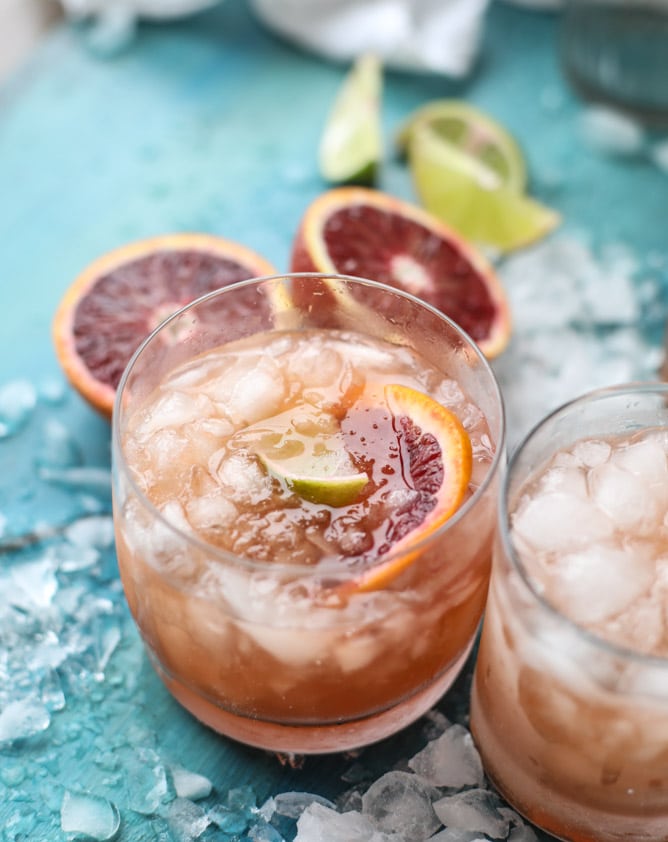 blood orange tequila fizz I howsweeteats.com
