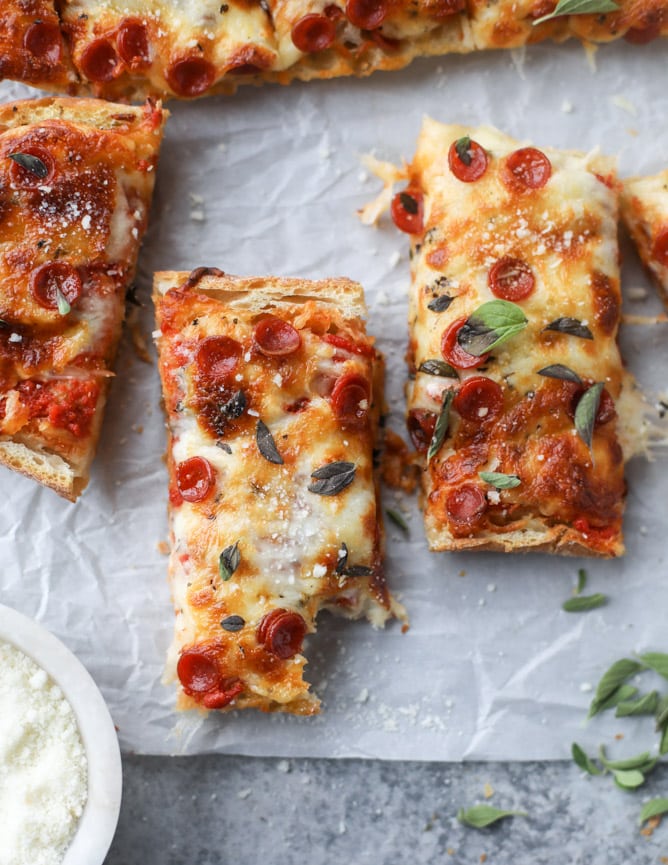 ciabatta bread pizza I howsweeteats.com