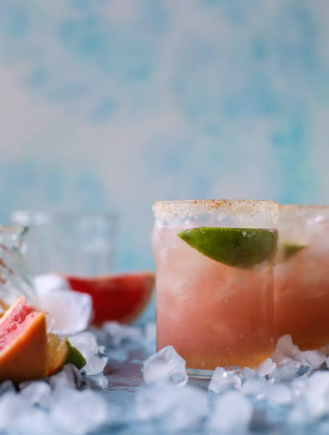 pink grapefruit margaritas with chili salt I howsweeteats.com