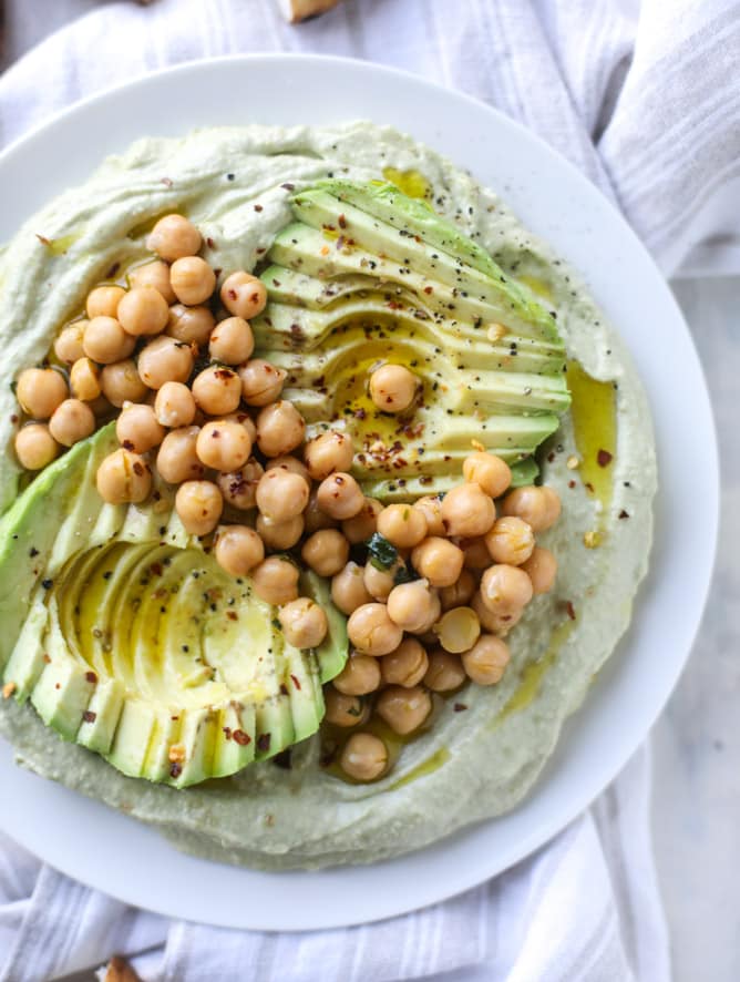 avocado hummus I howsweeteats.com