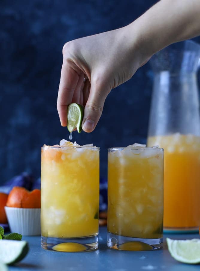 clementine vodka soda I howsweeteats.com