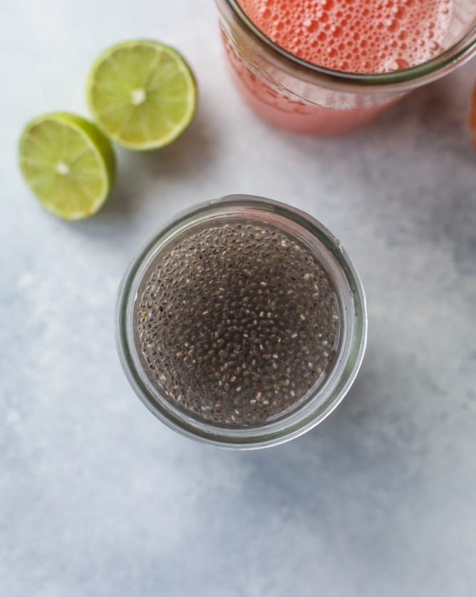 grapefruit mint chia refresher I howsweeteats.com
