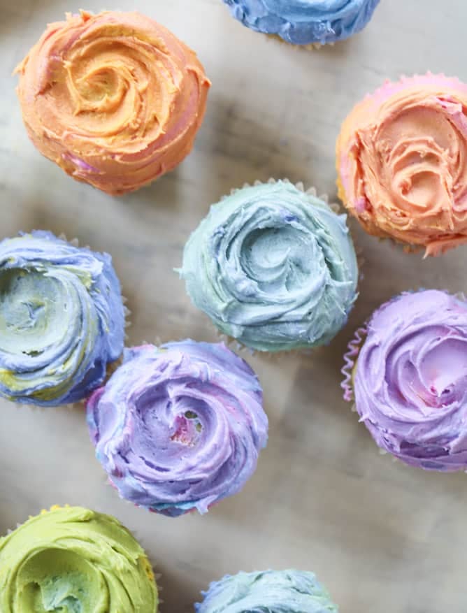 olive oil cupcakes with mascarpone buttercream I howsweeteats.com