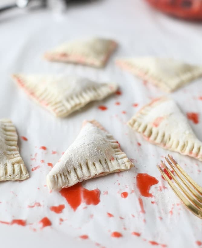 mini strawberry pistachio turnovers I howsweeteats.com