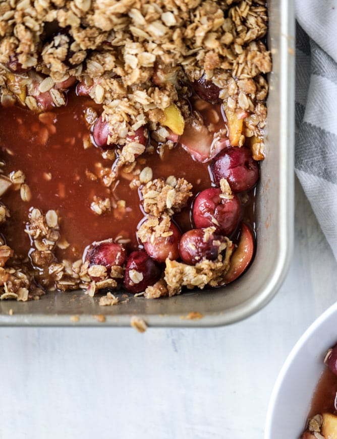 cherry peach crisp with oatmeal cookie crumble I howsweeteats.com