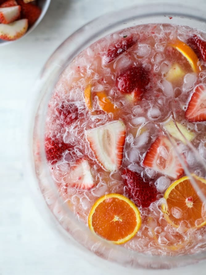 10 perfect cocktails for Mother's Day I howsweeteats.com