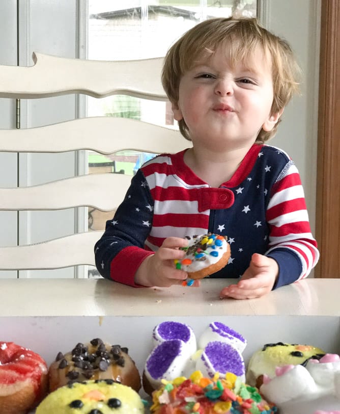 max moments I howsweeteats.com