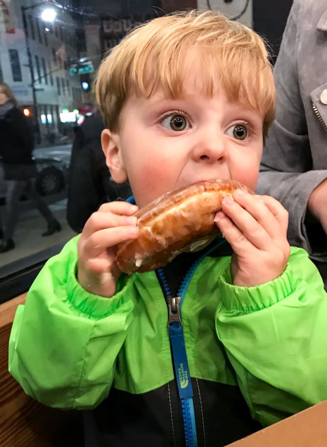 max moments I howsweeteats.com