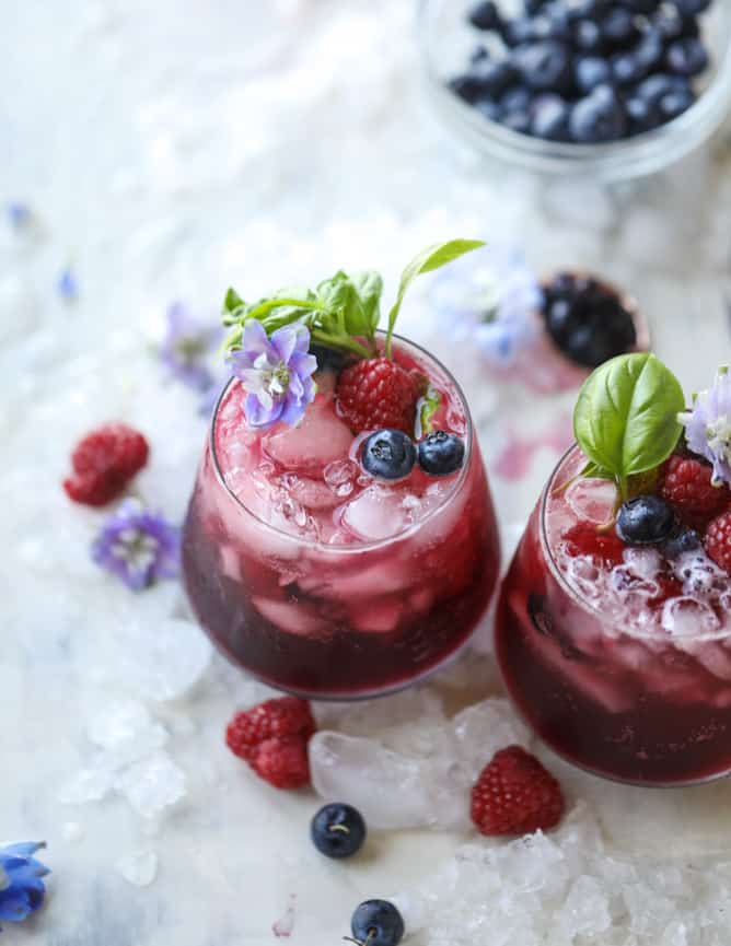 honey berry kombucha smash I howsweeteats.com