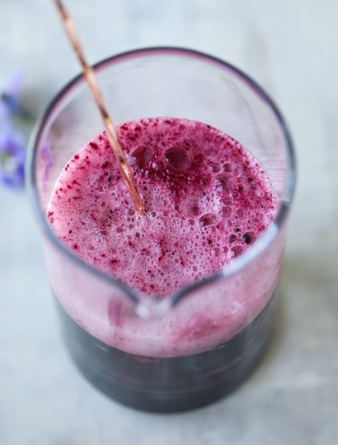 honey berry kombucha smash I howsweeteats.com