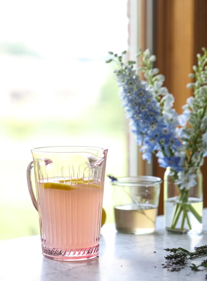 lavender mint lemonade recipe I howsweeteats.com