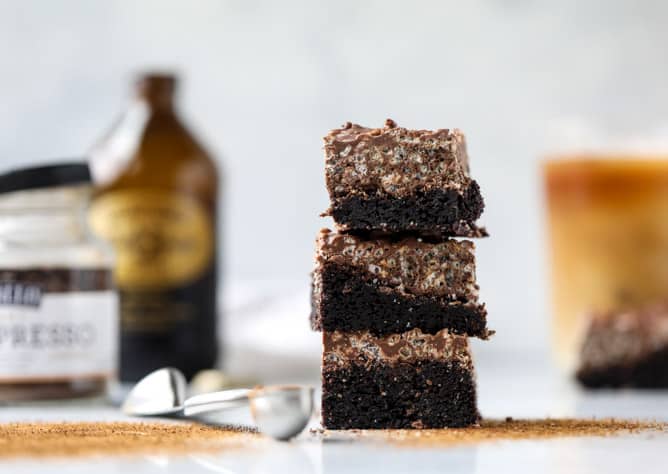 nutella coffee crunch brownies I howsweeteats.com