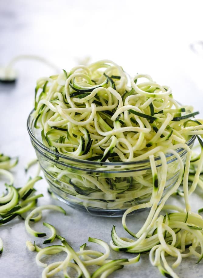 summer shrimp zoodle bowls I howsweeteats.com