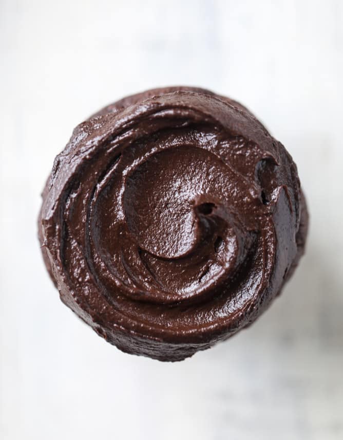 chocolate zucchini cupcakes with avocado frosting I howsweeteats.com