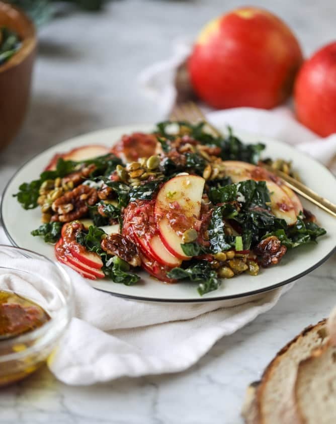 harvest honeycrisp kale salad I howsweeteats.com