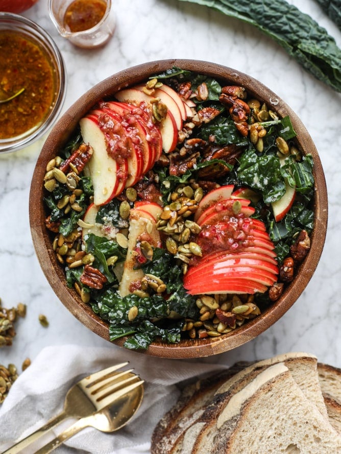 harvest honeycrisp kale salad I howsweeteats.com