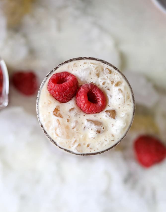 iced raspberry lattes I howsweeteats.com