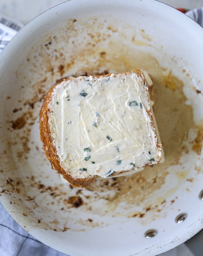 lobster grilled cheese with tarragon garlic butter I howsweeteats.com