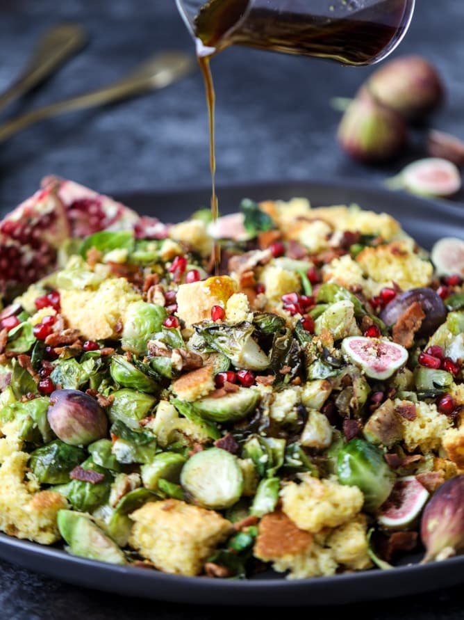 brussels, bacon and cornbread panzanella salad I howsweeteats #thanksgiving #salad #sidedish