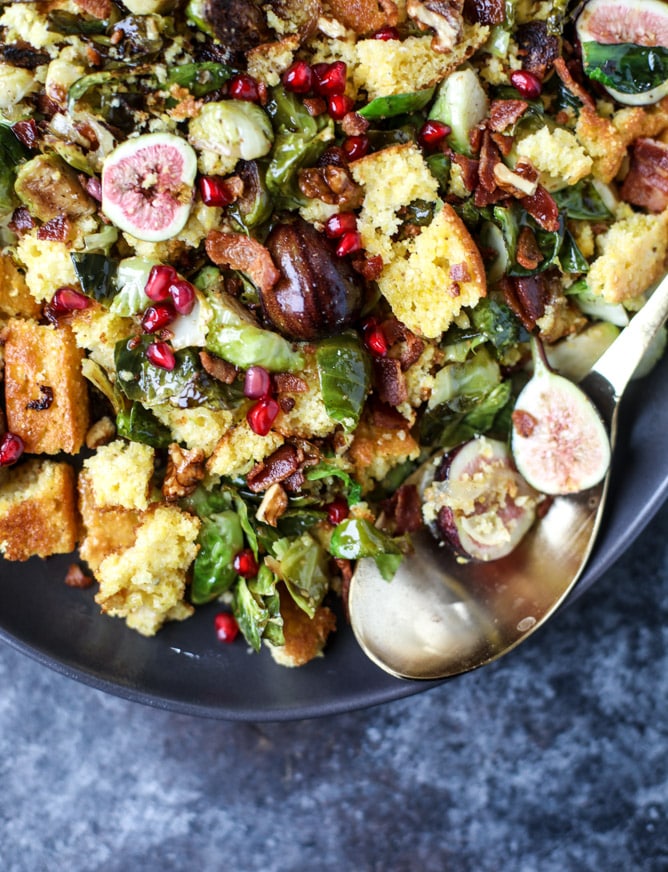 brussels, bacon and cornbread panzanella salad I howsweeteats #thanksgiving #salad #sidedish