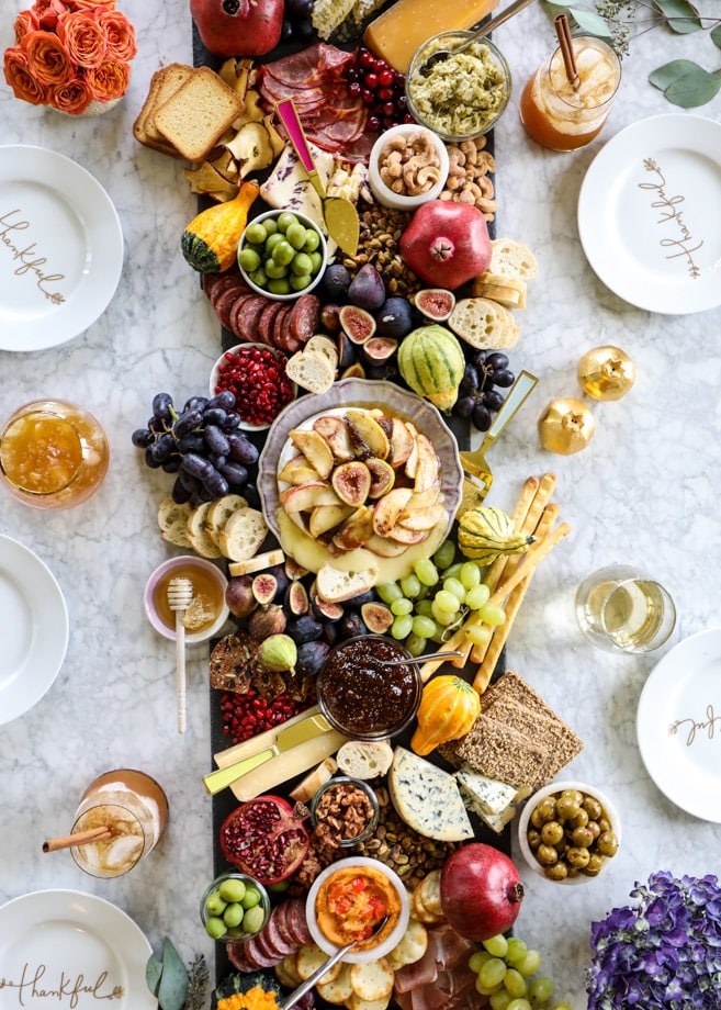 thanksgiving crostini bar with maple apple brie cheese I howsweeteats.com #thanksgiving #friendsgiving #cheese #appetizers #cocktails