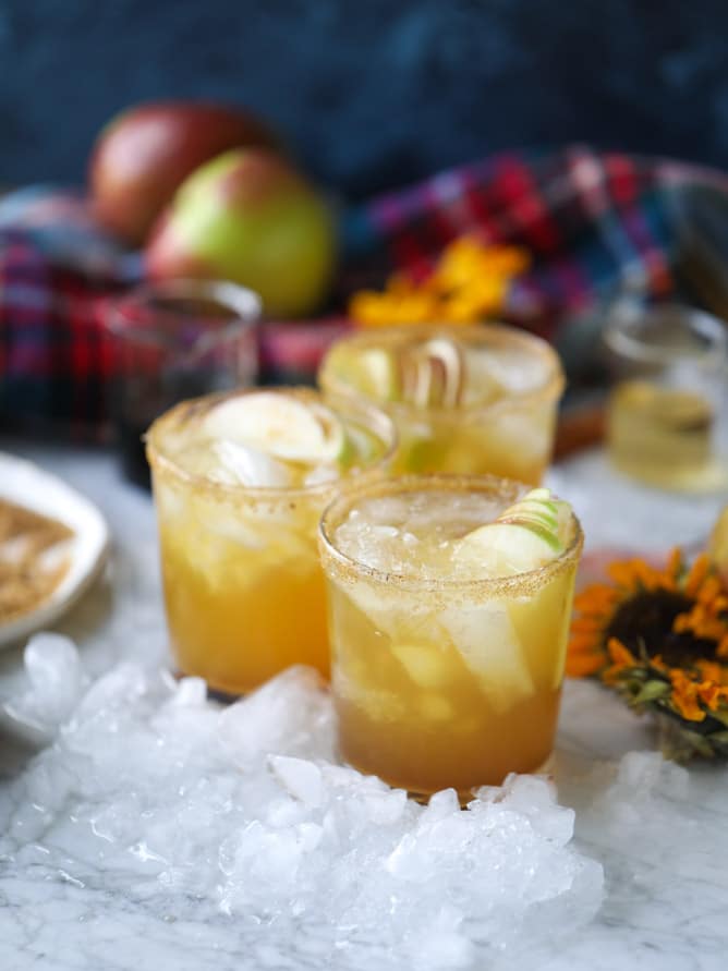 maple honeycrisp margarita I howsweeteats.com