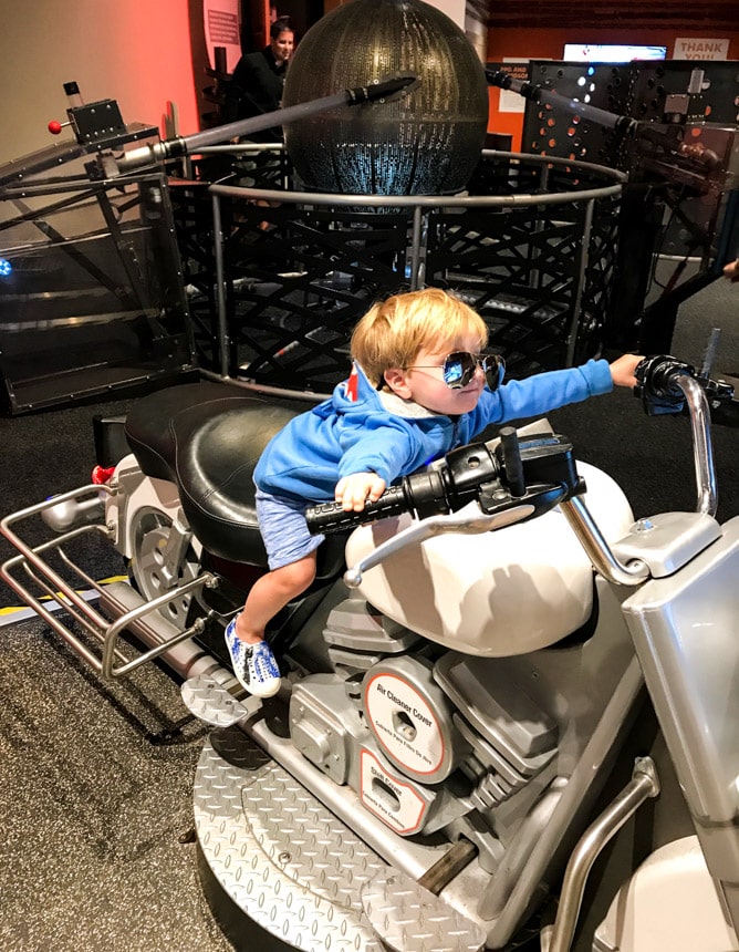 max moments I howsweeteats.com