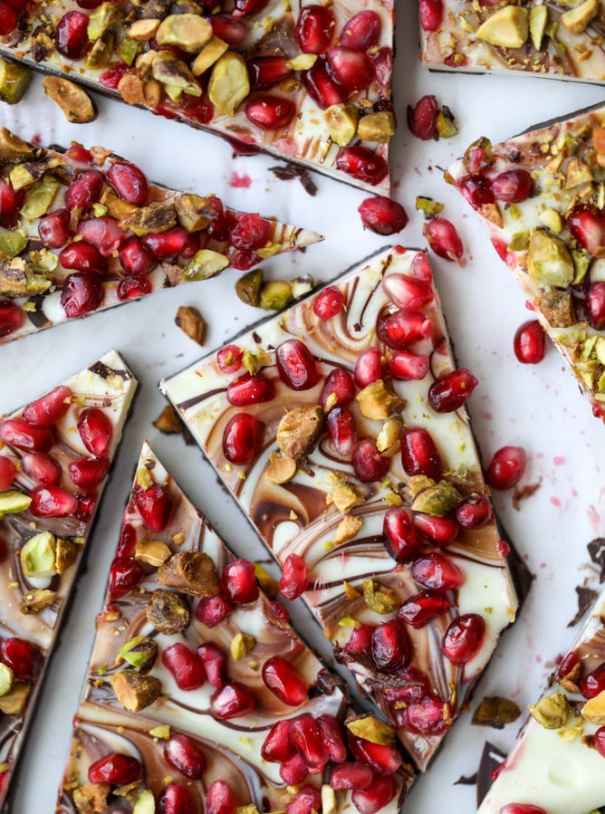 pomegranate pistachio swirled chocolate bark I howsweeteats.com #chocolate #bark #pomegranate #pistachio #christmas