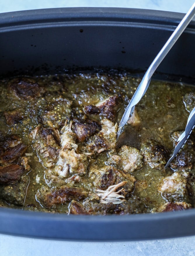 slow cooker pork chili verde I howsweeteats.com