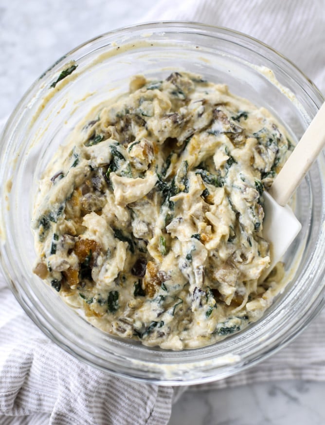 vegetable and fontina stuffed shells with fire roasted marinara I howsweeteats.com