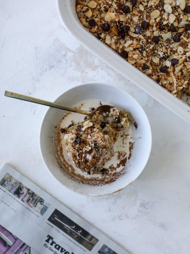best ever baked oatmeal I howsweeteats.com #baked #oatmeal #breakfast #brunch
