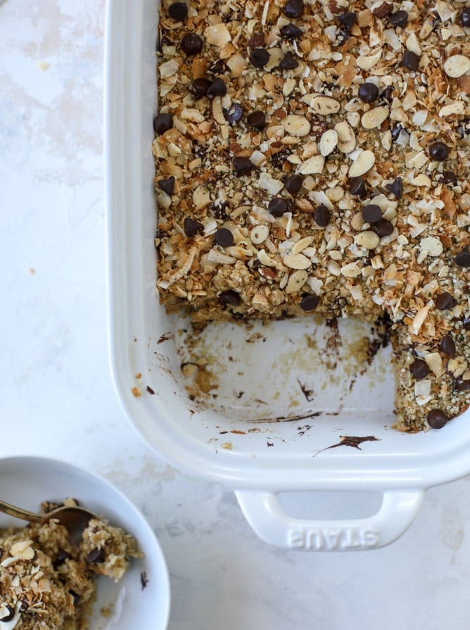 best ever baked oatmeal I howsweeteats.com #baked #oatmeal #breakfast #brunch