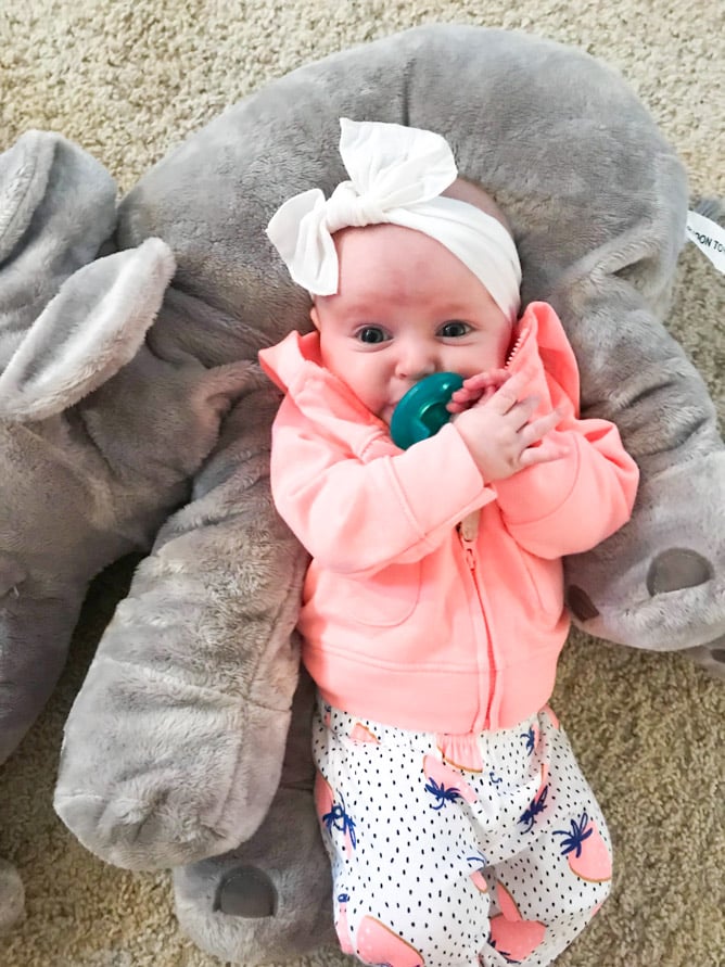 emilia 4 months I howsweeteats.com