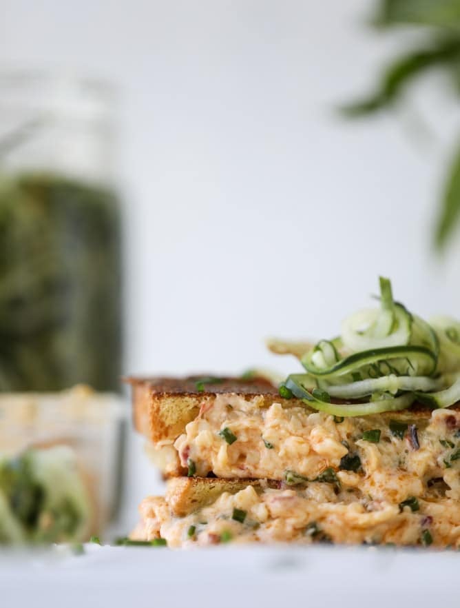 pimento cheese grilled cheese I howsweeteats.com #pimentocheese #grilledcheese #pickles #kentuckyderby