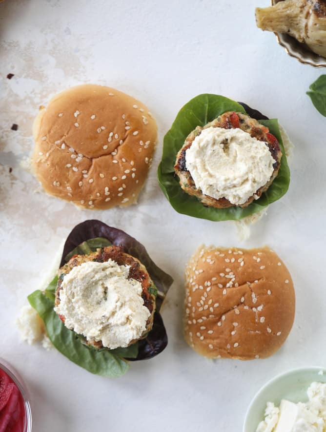 mediterranean turkey burgers with artichoke feta spread I howsweeteats.com #turkey #burgers #healthy #feta #spinach