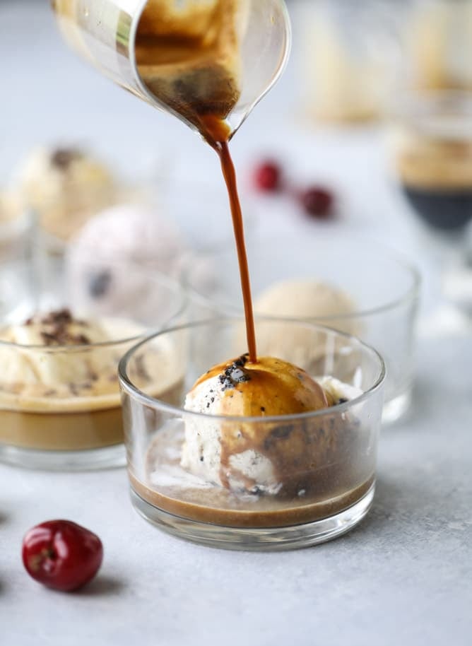 the pretty dish book club - july I howsweeteats.com