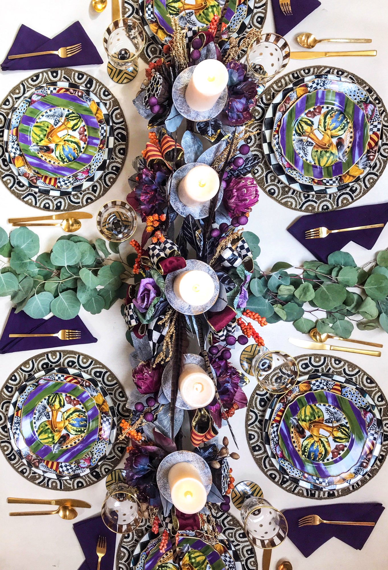 This dry brined turkey is a super easy recipe and foolproof for the perfect Thanksgiving! It's roasted with an apple cider glaze and served with the perfect gravy. You'll never make another gravy recipe again! Try this dry brined turkey for your best Thanksgiving ever! I howsweeteats.com #dry #brine #turkey #recipe #thanksgiving #gravy