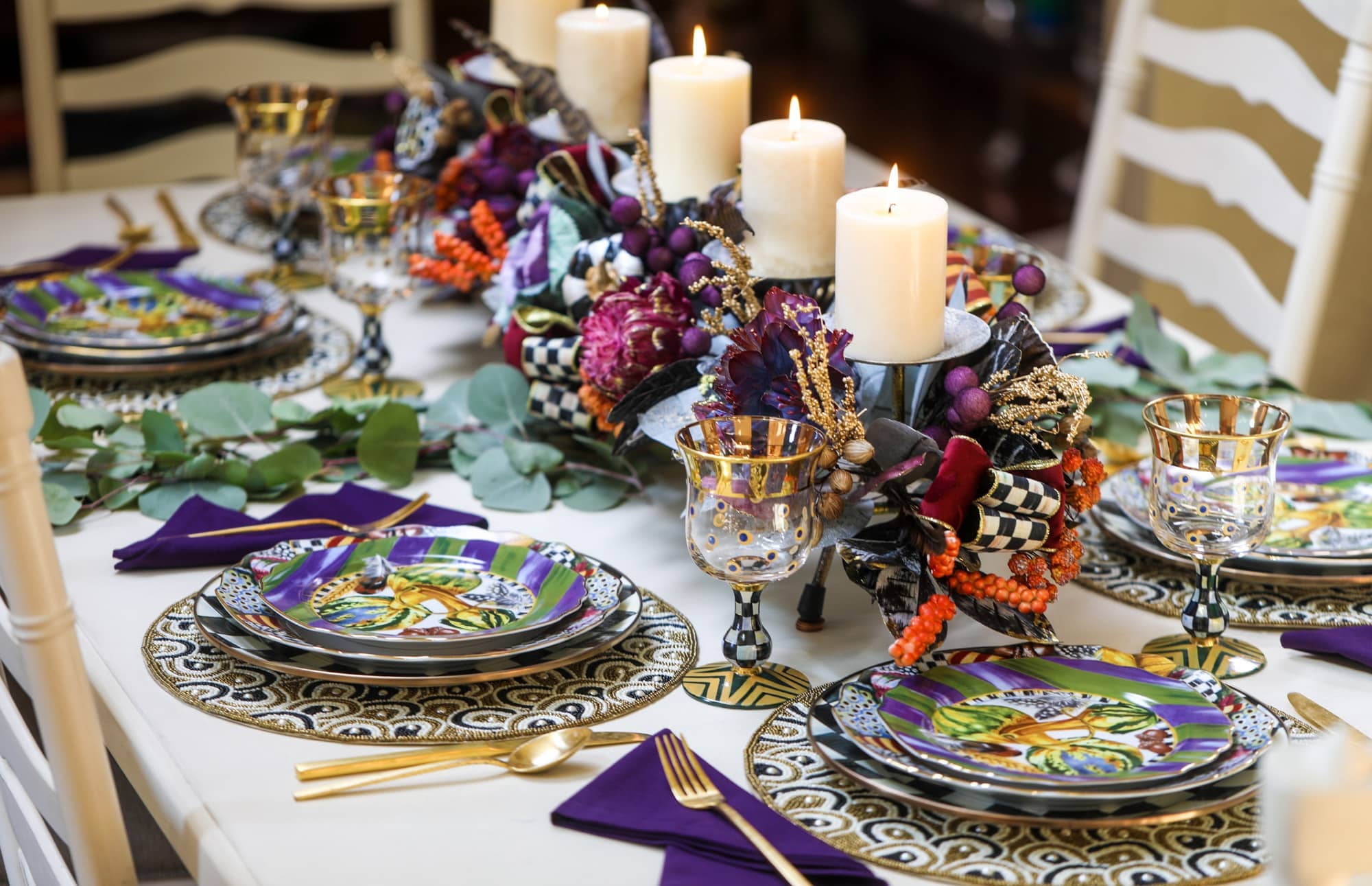 This dry brined turkey is a super easy recipe and foolproof for the perfect Thanksgiving! It's roasted with an apple cider glaze and served with the perfect gravy. You'll never make another gravy recipe again! Try this dry brined turkey for your best Thanksgiving ever! I howsweeteats.com #dry #brine #turkey #recipe #thanksgiving #gravy