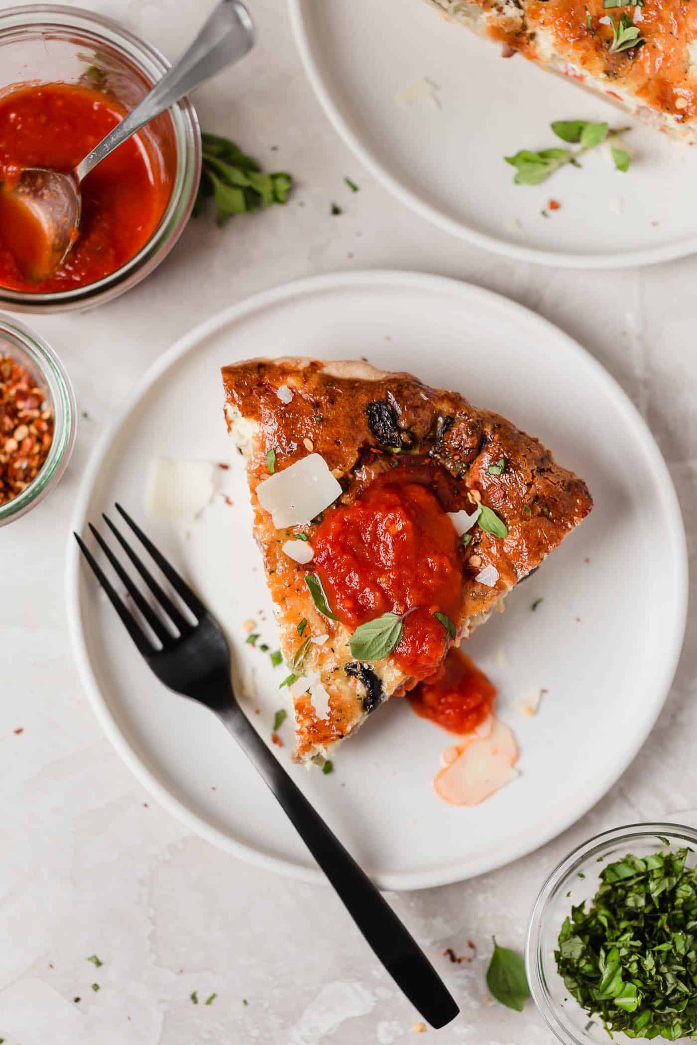 This is my go-to holiday entertaining guide for the season! 16 brand new exclusive recipes, all of my tips and tricks for hosting during the holidays along with my entertaining cheat sheet to make the season so much fun! I howsweeteats.com