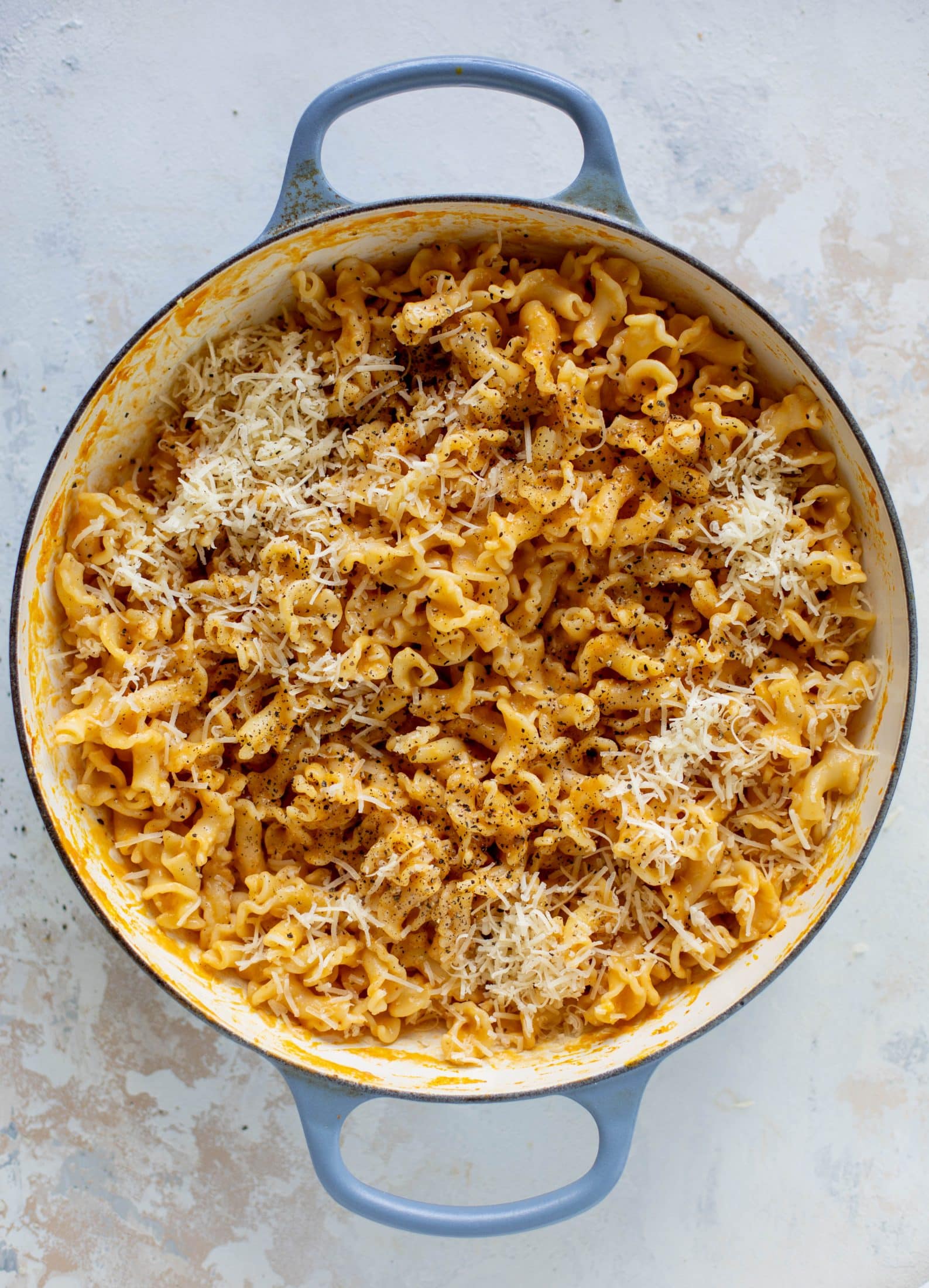 This pumpkin cacio e pepe is just like the classic pasta dish with a hint of fall. Pumpkin, black pepper and parm come together to make the delicious sauce!