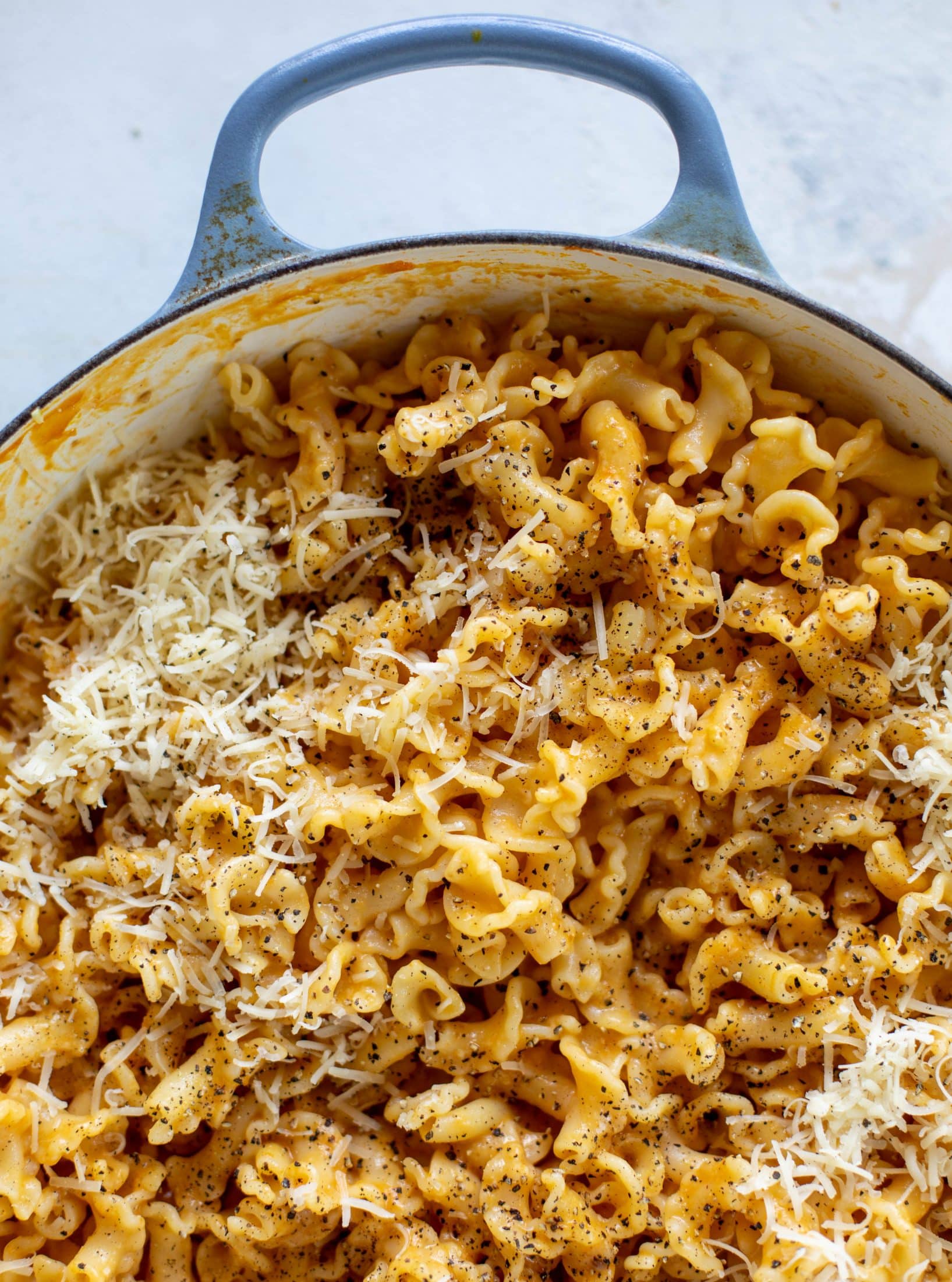 This pumpkin cacio e pepe is just like the classic pasta dish with a hint of fall. Pumpkin, black pepper and parm come together to make the delicious sauce!